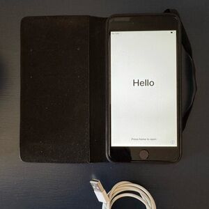 iphone 6 plus 64GB unlocked